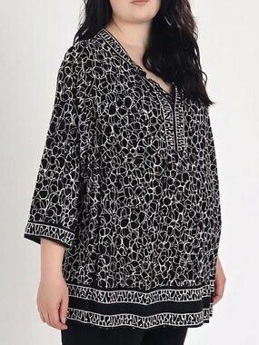 Liz Lange Maternity XL Split Neck Graphic Print Tunic Top, Black Gray NWOT
